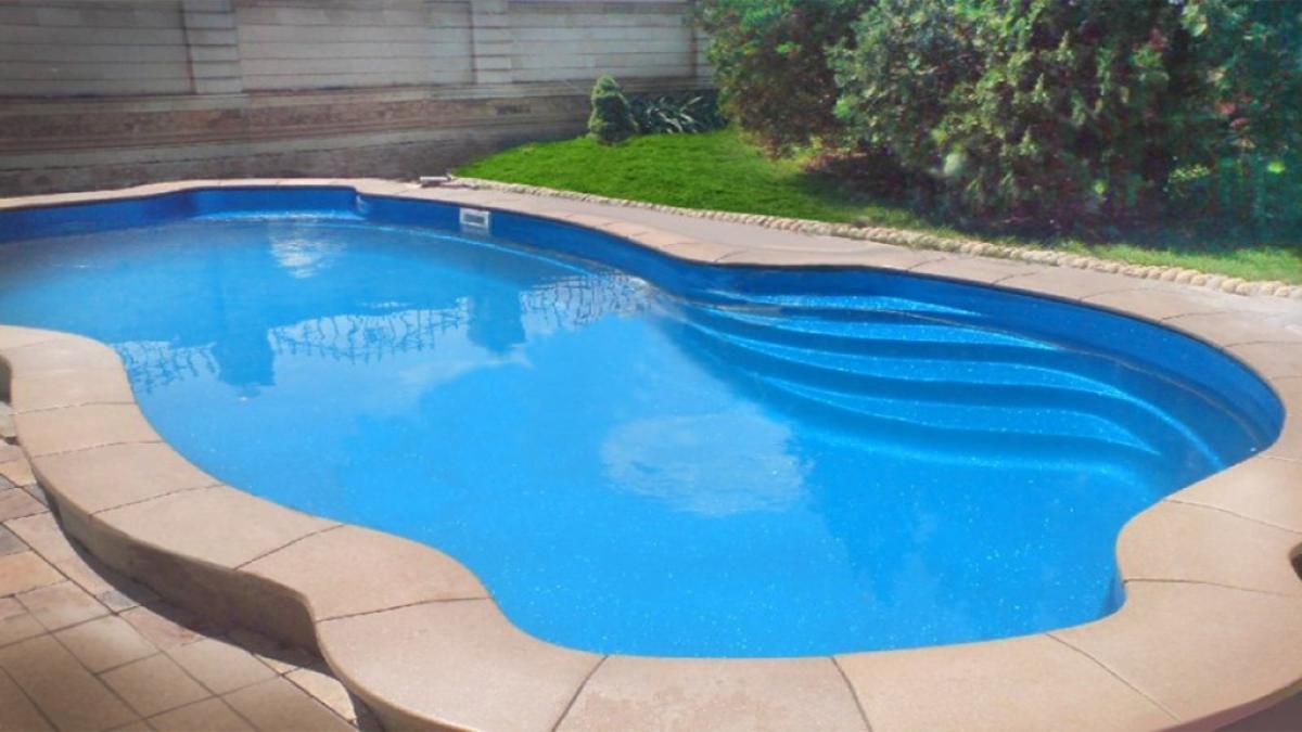 Какой бассейн лучше композитный или бетонный